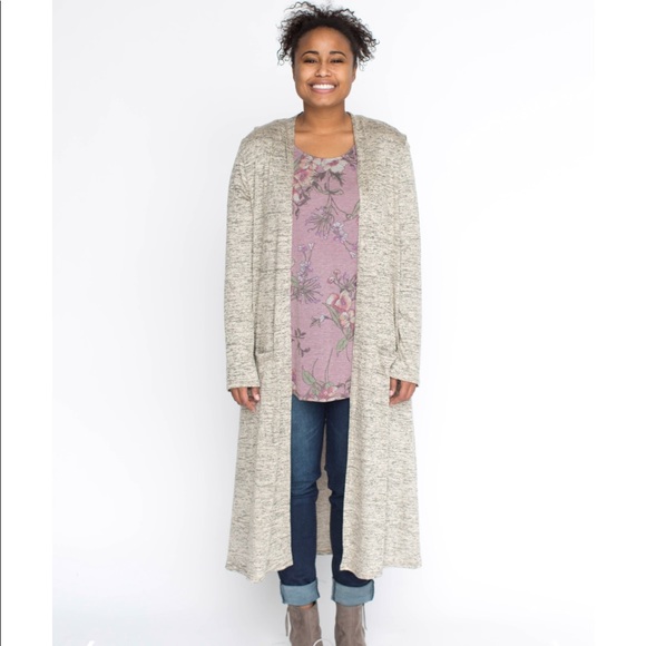 Agnes and Dora - Picture 1 of 1